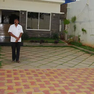Hotel Pratham Residency